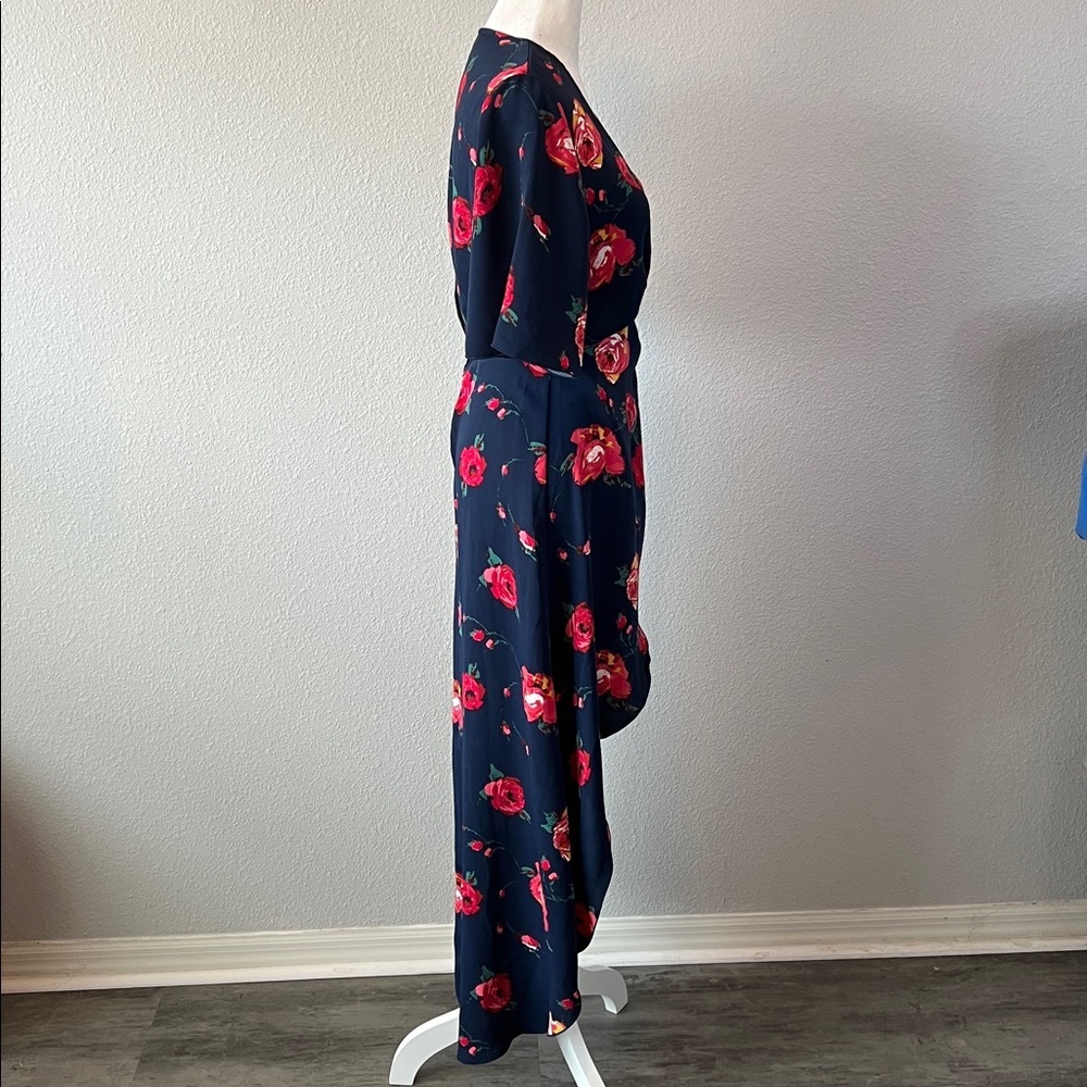 Aritzia Babaton High Low Faux Wrap Flutter Sleeve Dress Blue Floral Size 2 - Picture 3 of 11